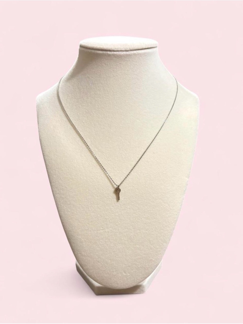 silver ‘believe’ key necklace